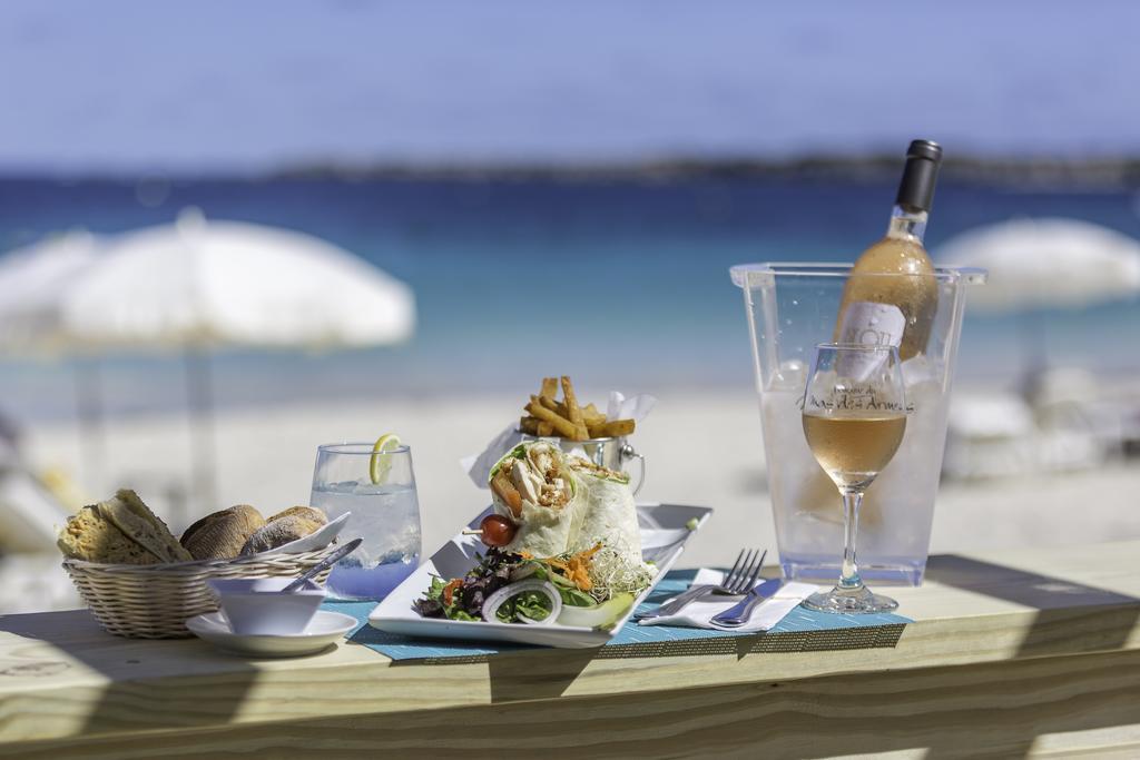 La Playa Orient Bay Hotel Екстериор снимка
