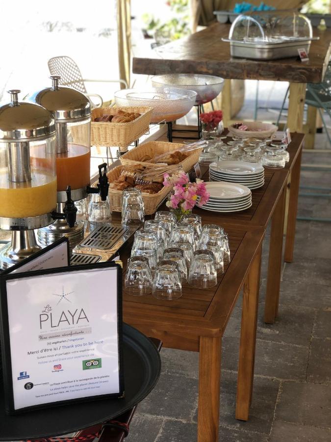 La Playa Orient Bay Hotel Екстериор снимка